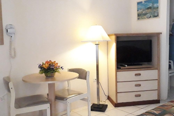 Hotel Sasaki Apartments (Gasparito)